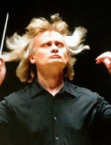 Grzegorz Nowak (conductor)