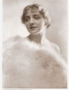 Lotte Neumann