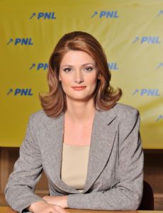 Ramona Mănescu