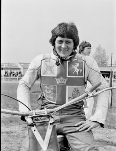 Barney Kennett
