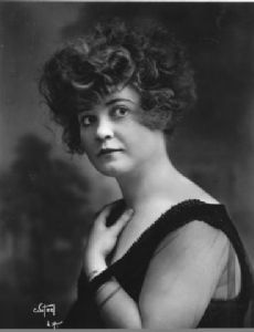 Alice Howell
