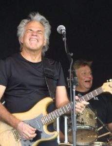 Bill Henderson (Canadian singer)