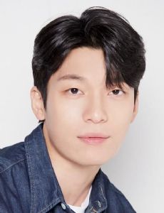Wi Ha-joon