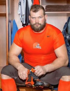 Joe Thomas