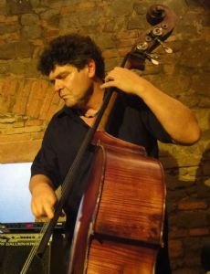 Carlos Bica