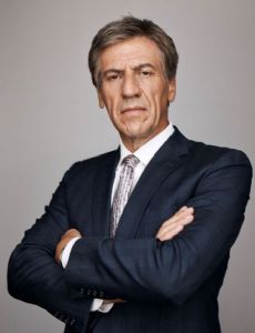Andrew Banks