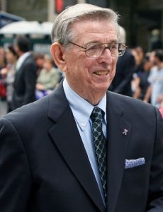 Lou Carnesecca