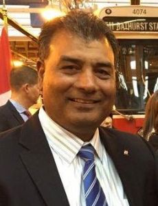 Bob Saroya
