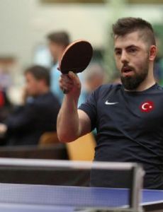 Ali Öztürk (para table tennis)