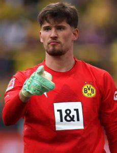 Gregor Kobel
