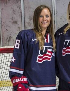 Kelli Stack