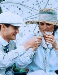 Julia Ormond and Henry Thomas
