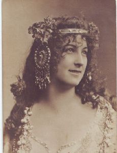Maria Reisenhofer
