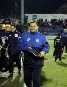 Peter Ward (footballer born 1964)