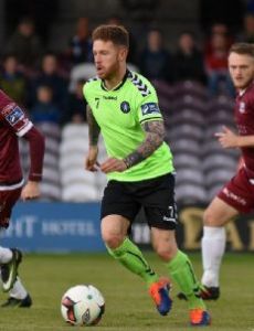 Lee Lynch (footballer)