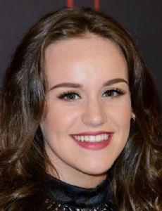 Ellie Leach