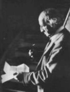 Andrew MacKenzie (writer)