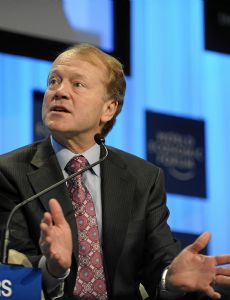 John Chambers (CEO)