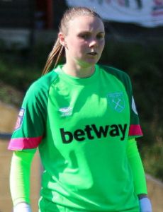 Megan Walsh (footballer)