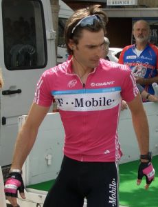 Servais Knaven