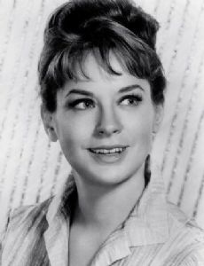 Lois Nettleton