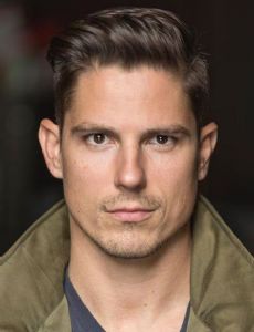 Sean Faris