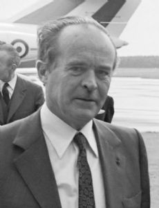 Jean Sauvagnargues
