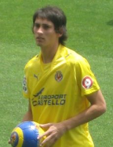 Robert Mario Flores