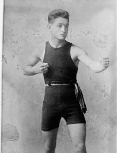 Frankie Burns
