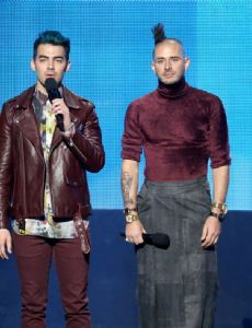 DNCE