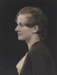 Beatrice Warde