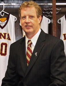 Tim Cluess