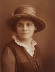 Elinor Byrns