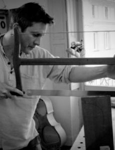 Robert Brewer Young (Luthier)