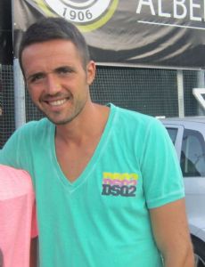 Luca Ceccarelli (footballer born in Massa)