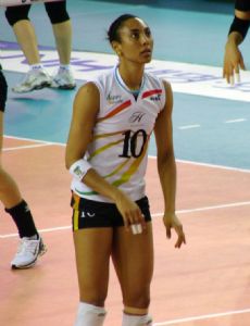 Aurea Cruz