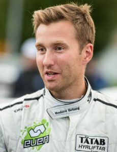 Emil Axelsson (co-driver)