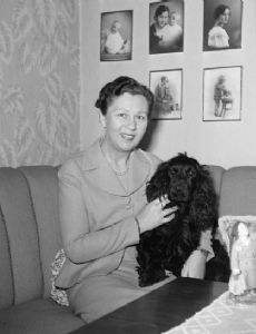 Ella Gudrun Ingeborg Holleufer