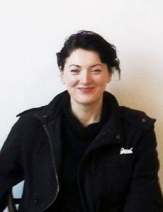 Angela Singer