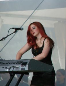 Ashley Ellyllon