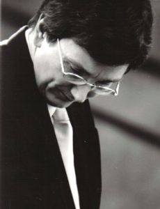 Ray Kennedy (pianist)