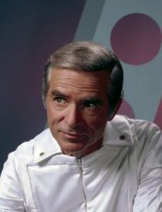 Dr. Huer, Scientist General
