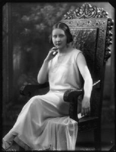 Nina Caroline Studley-Herbert, 12th Countess of Seafield