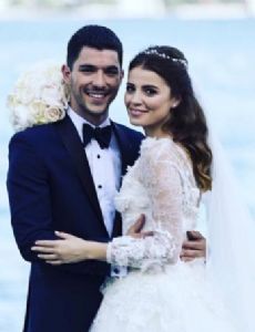 Kaan Yildirim and Ezgi Eyüboglu