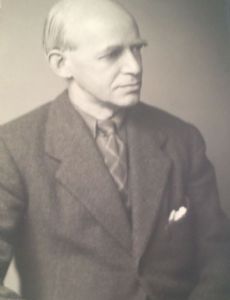 E. R. Dodds