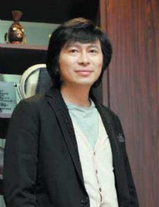 Takayuki Suzui