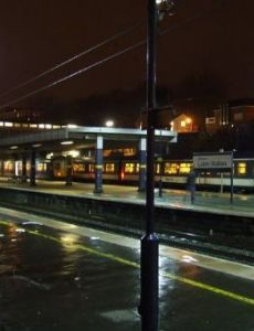 Luton railway station