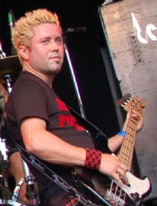 Joe Raposo (bassist)