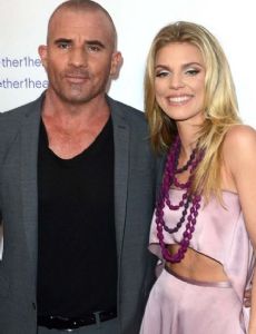 AnnaLynne McCord and Dominic Purcell