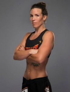 Leslie Smith (fighter)